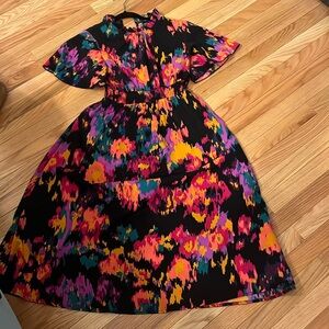 Vibrant dress!